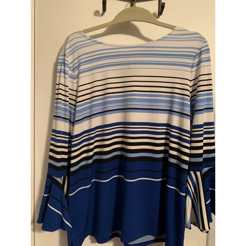 The Limited Bell sleeve Top Blouse 3/4 Sleeve